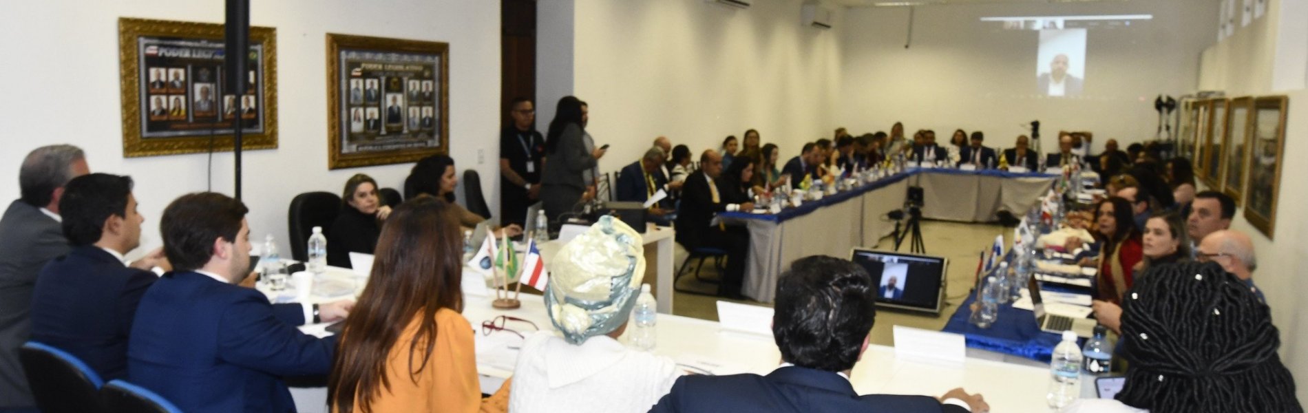 [Delegado da Polícia Civil anuncia operação contra golpe do falso advogado durante Colégio de Presidentes da OAB-BA]