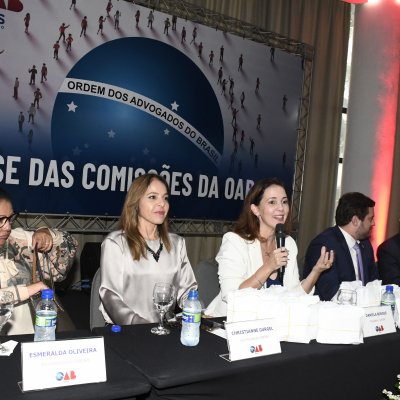 [OAB-BA entrega mais de 300 carteiras a jovens advogados e advogadas]