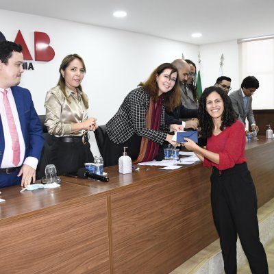 [06-06-2022 - OAB-BA entrega mais de 80 carteiras a jovens advogados e advogadas]