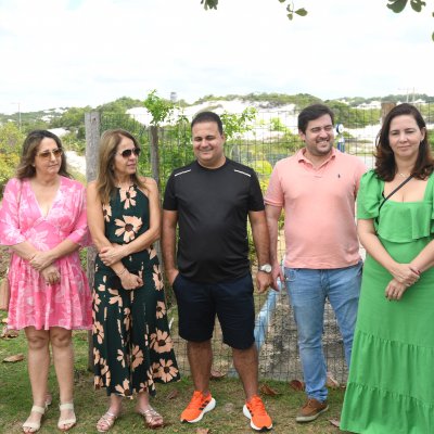 [OAB-BA planta baobá em homenagem a Esperança Garcia no Clube dos Advogados ]