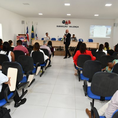 [Juizados pela Bahia visita subseção de Valença ]