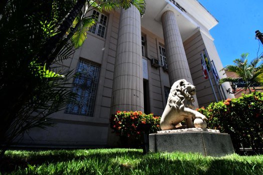 [OAB Bahia atua para garantir cumprimento de liminar do TRF1 sobre greve do TJBA]