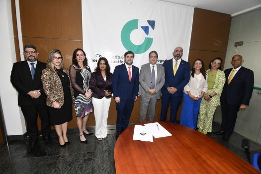 [OAB-BA pede inclusão de alvarás no rol de serviços essenciais durante greve do Judiciário]