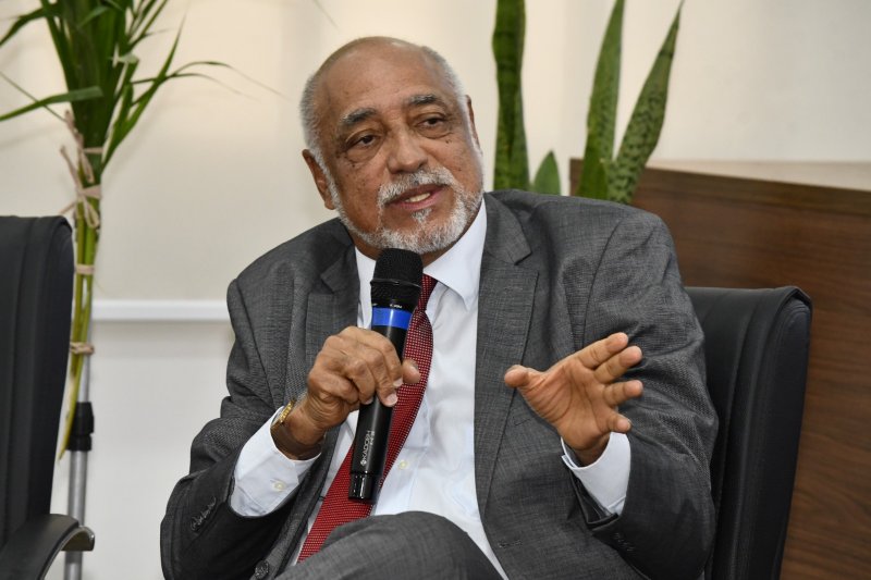 [Ouvidor-geral da OAB-BA é empossado presidente do Instituto dos Advogados da Bahia]