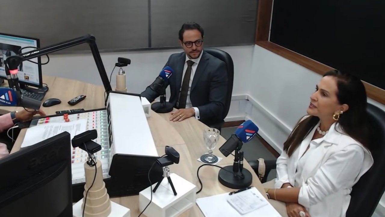 [Honorários da advocacia é tema do podcast Direito ao Ponto com Adriana Argôlo e Thiego Carneiro]