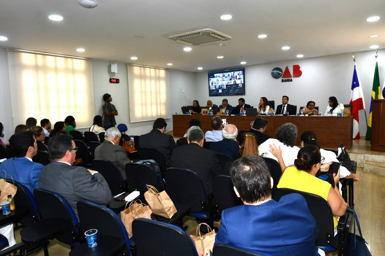 [Após seis anos sem reajuste na anuidade, OAB-BA adotará valor mínimo nacional em 2026]