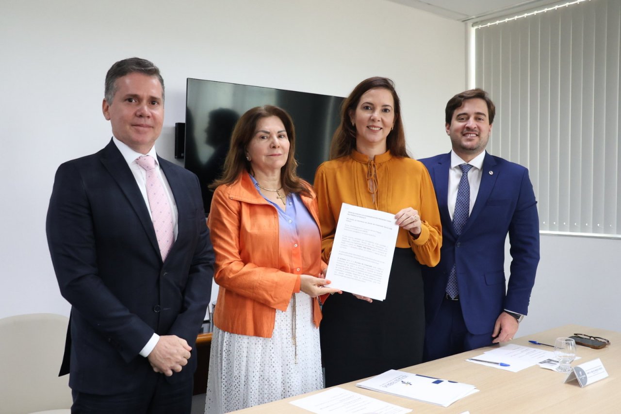 [OAB-BA e TRT5 firmam acordo para implantar sistema de nomeação de advogados dativos na Justiça do Trabalho]