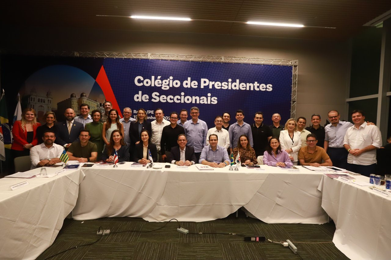 [Daniela Borges participa de Colégio de Presidentes da OAB Nacional em Recife]